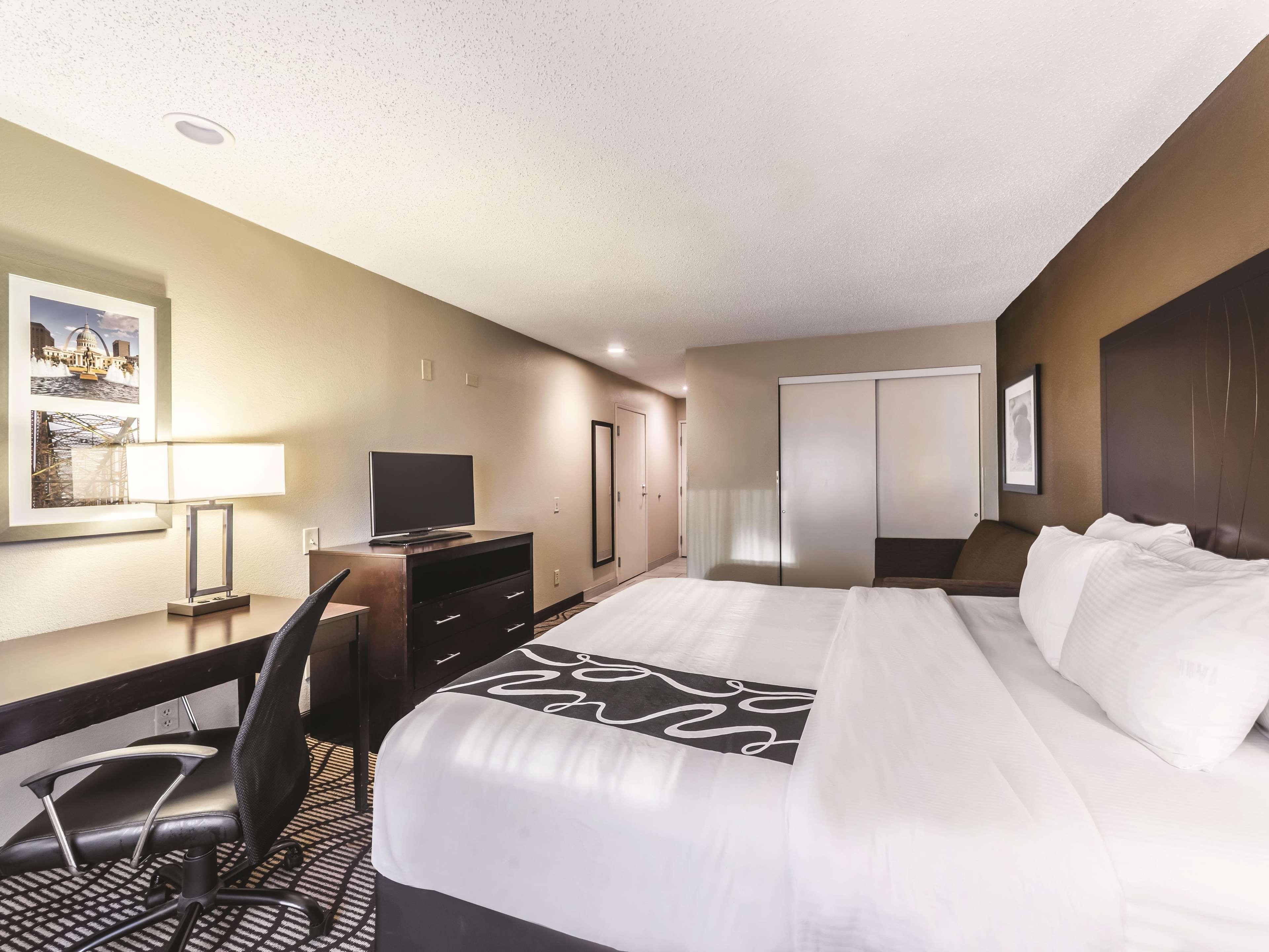 La Quinta By Wyndham Collinsville - St. Louis Экстерьер фото