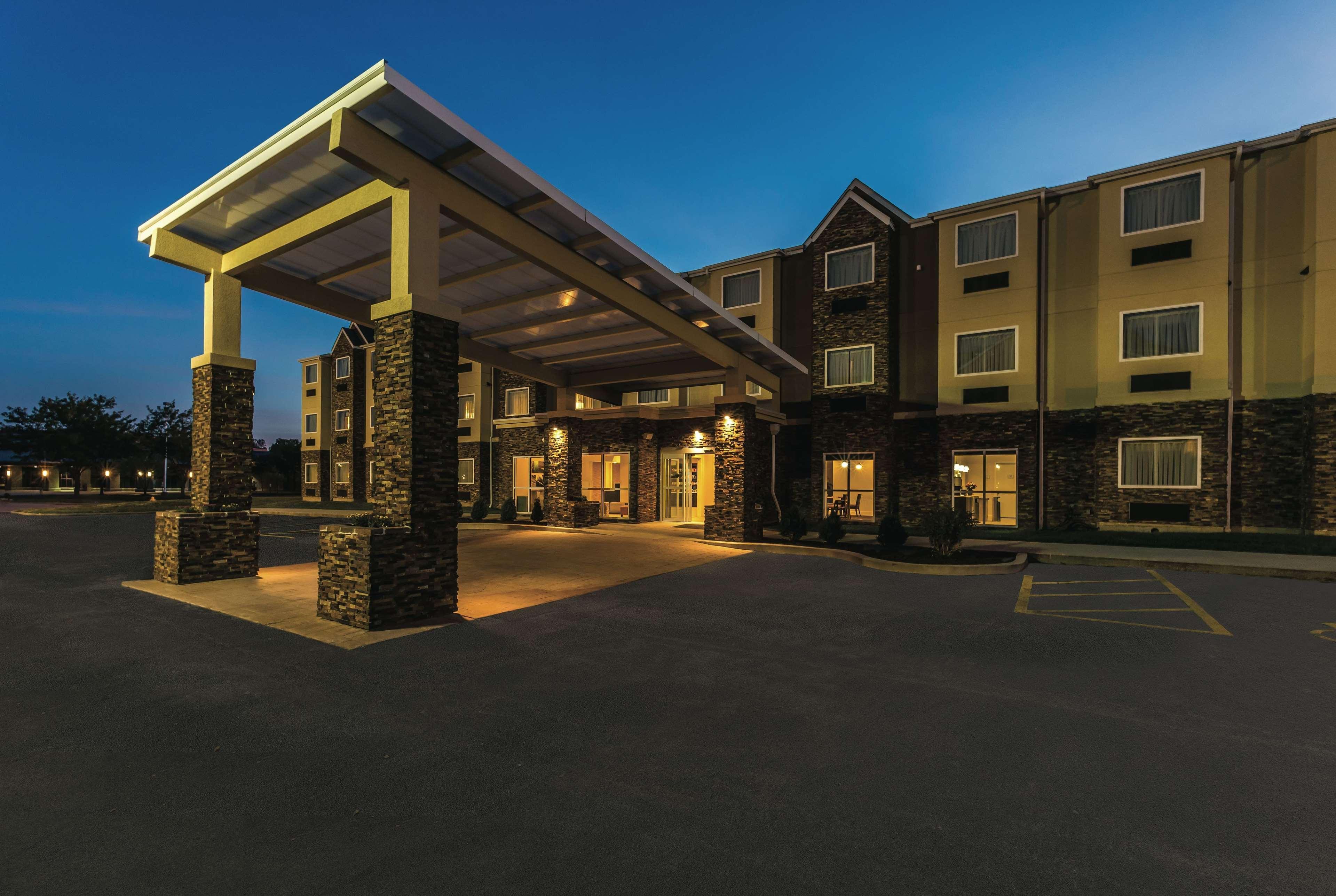 La Quinta By Wyndham Collinsville - St. Louis Экстерьер фото
