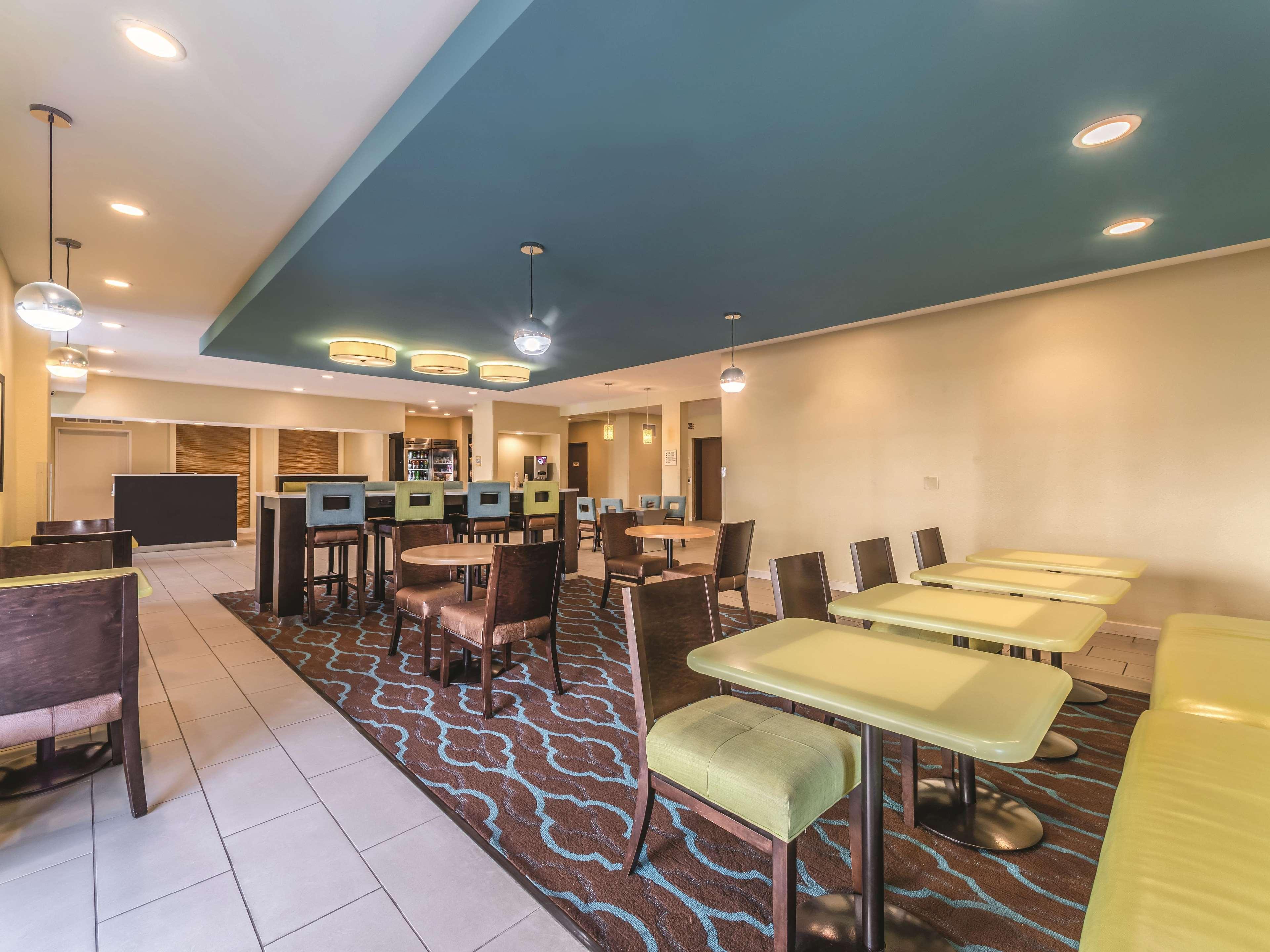 La Quinta By Wyndham Collinsville - St. Louis Экстерьер фото