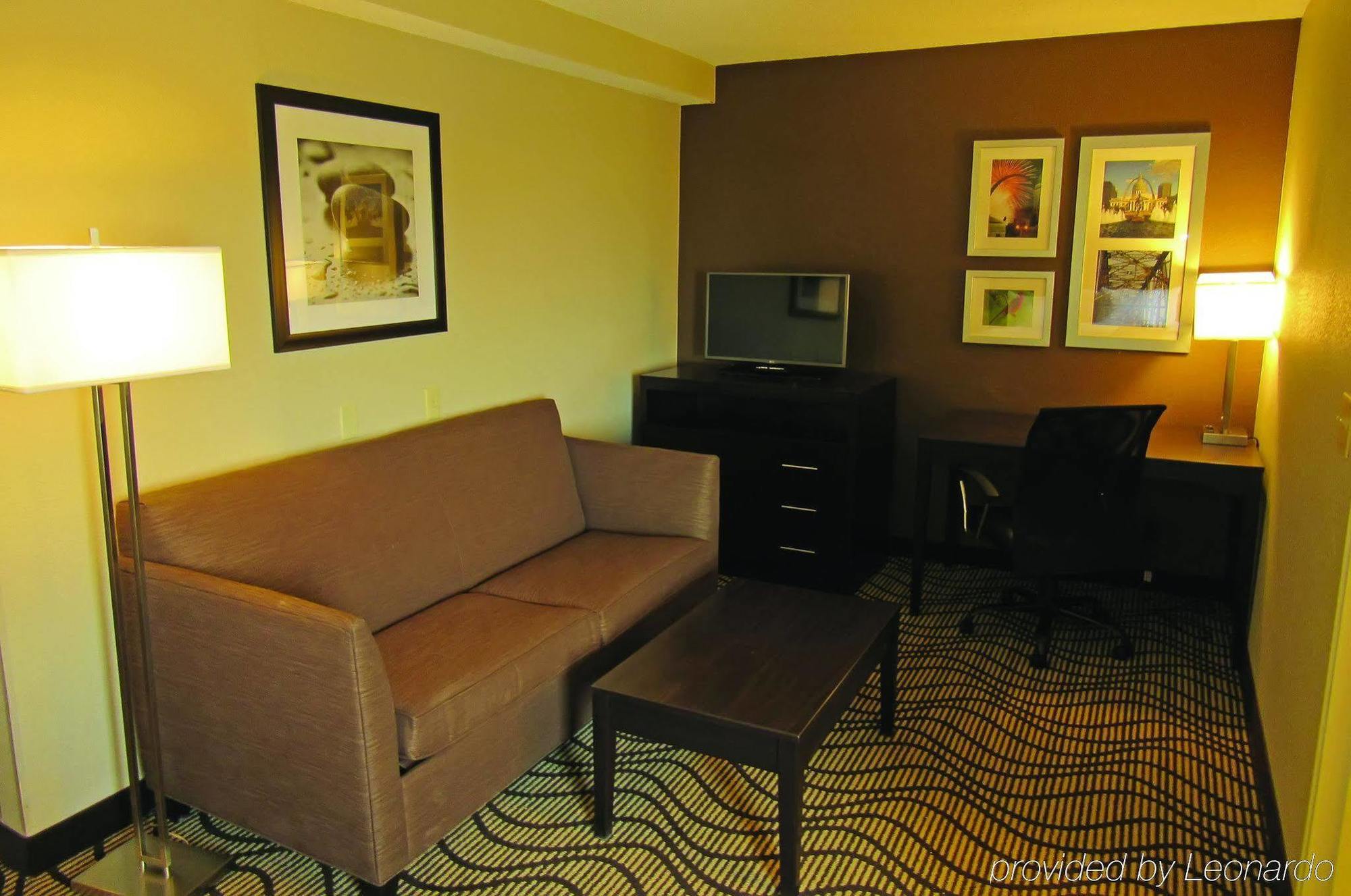 La Quinta By Wyndham Collinsville - St. Louis Экстерьер фото