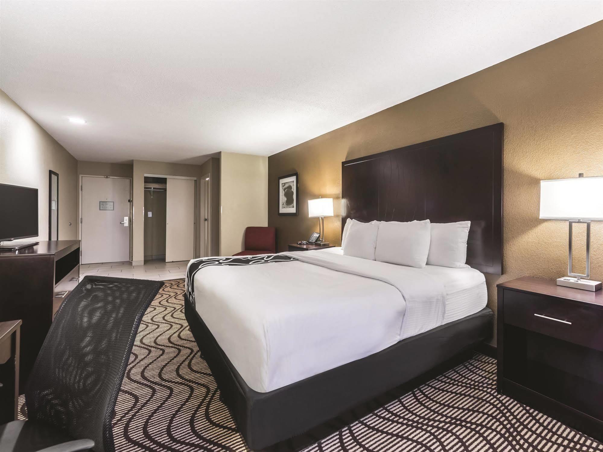 La Quinta By Wyndham Collinsville - St. Louis Экстерьер фото